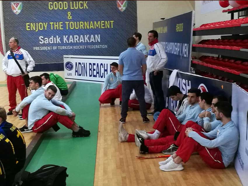 HR muška hokejaška dvoranska repka HR muška hokejaška dvoranska repka